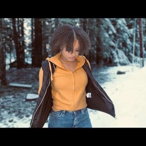 Meet your Posher, Carly